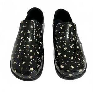 Klogs Footwear 'Moxy' Slip-On Clogs Black with Daisy Motif Size 10